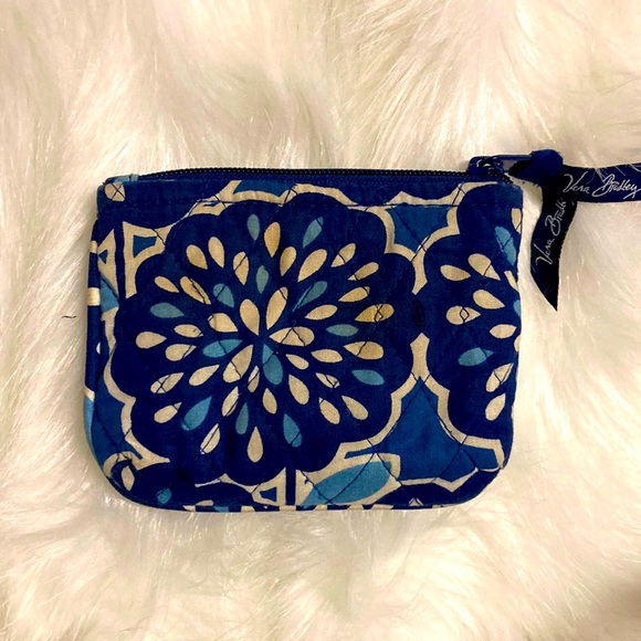 Little Vera Bradley coin purse - Picture 1 of 3